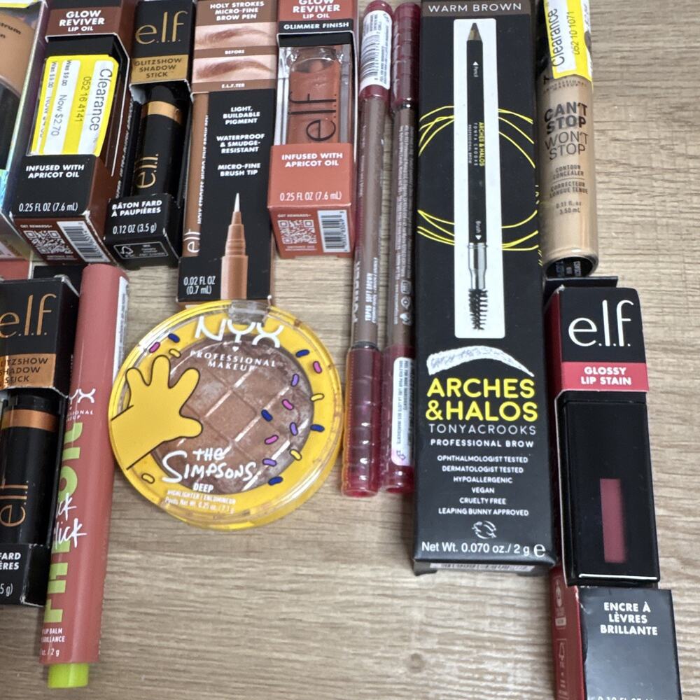 Mixed Makeup Lot Bulk e.l.f. Camo CC, L'Oréal & More | 34 Pieces - Picture 3 of 5